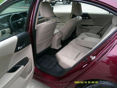 Used 2014 Honda Accord LX image 11