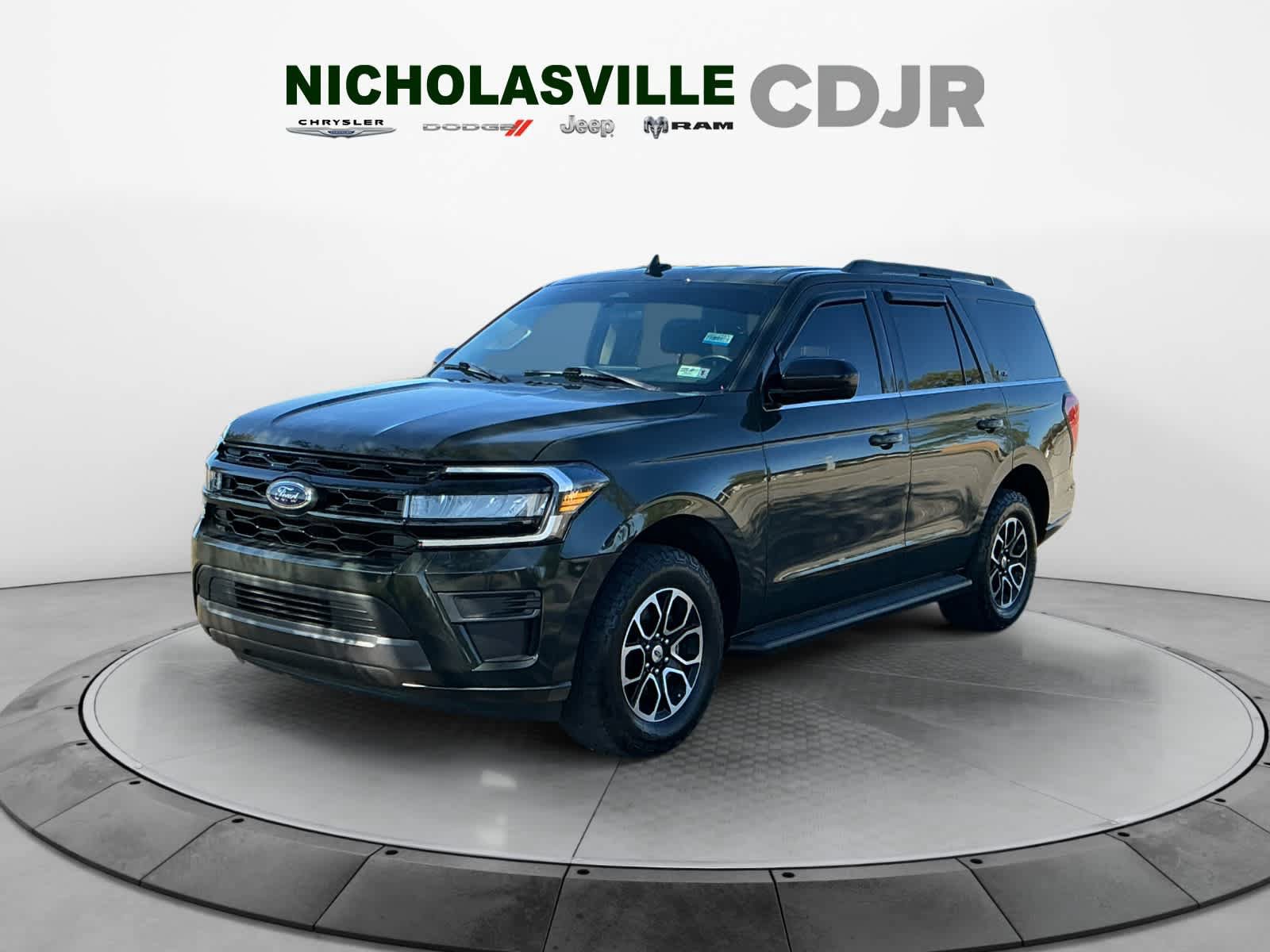 Used 2022 Ford Expedition XL AWD/4WD image 1