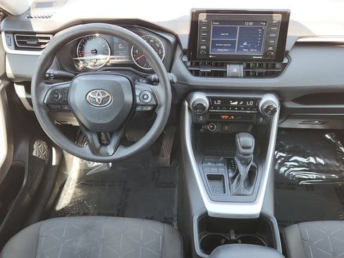 Certified 2022 Toyota RAV4 XLE FWD image 19