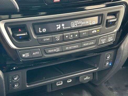 Used 2024 Honda Ridgeline Black Edition image 33