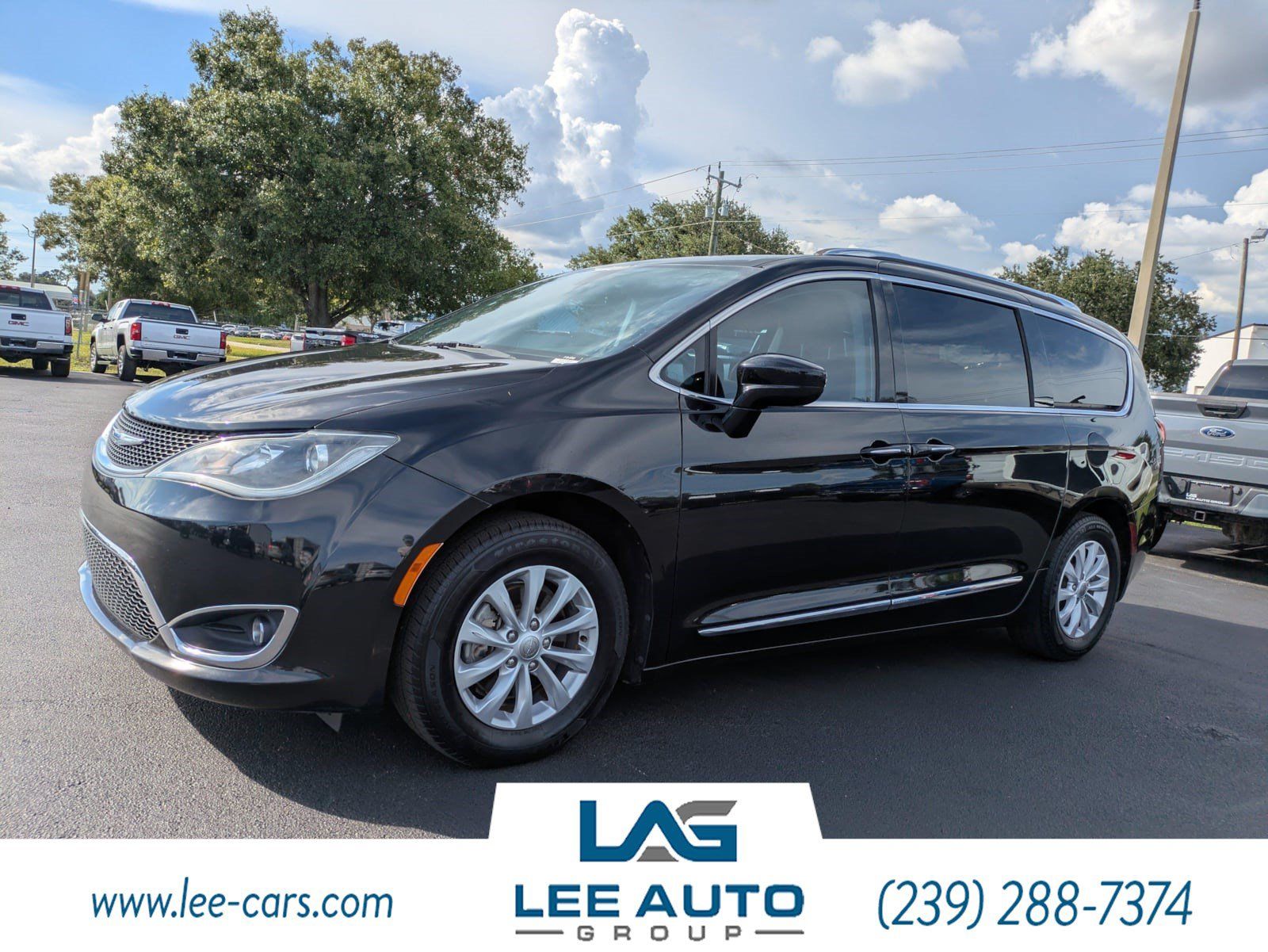 Used 2019 Chrysler Pacifica Touring-L FWD image 7