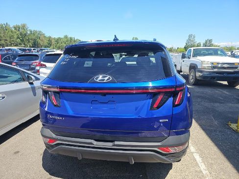 Used 2024 Hyundai Tucson SEL w/ Convenience Package AWD/4WD image 4