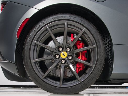 Certified 2023 Ferrari F8 Tributo RWD image 18
