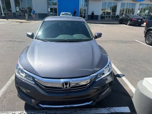 Used 2017 Honda Accord Sport image 2