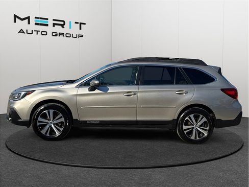Used 2019 Subaru Outback 2.5i Limited AWD/4WD image 5