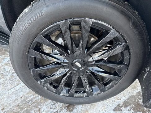 Certified 2021 Cadillac Escalade ESV Premium Luxury image 3