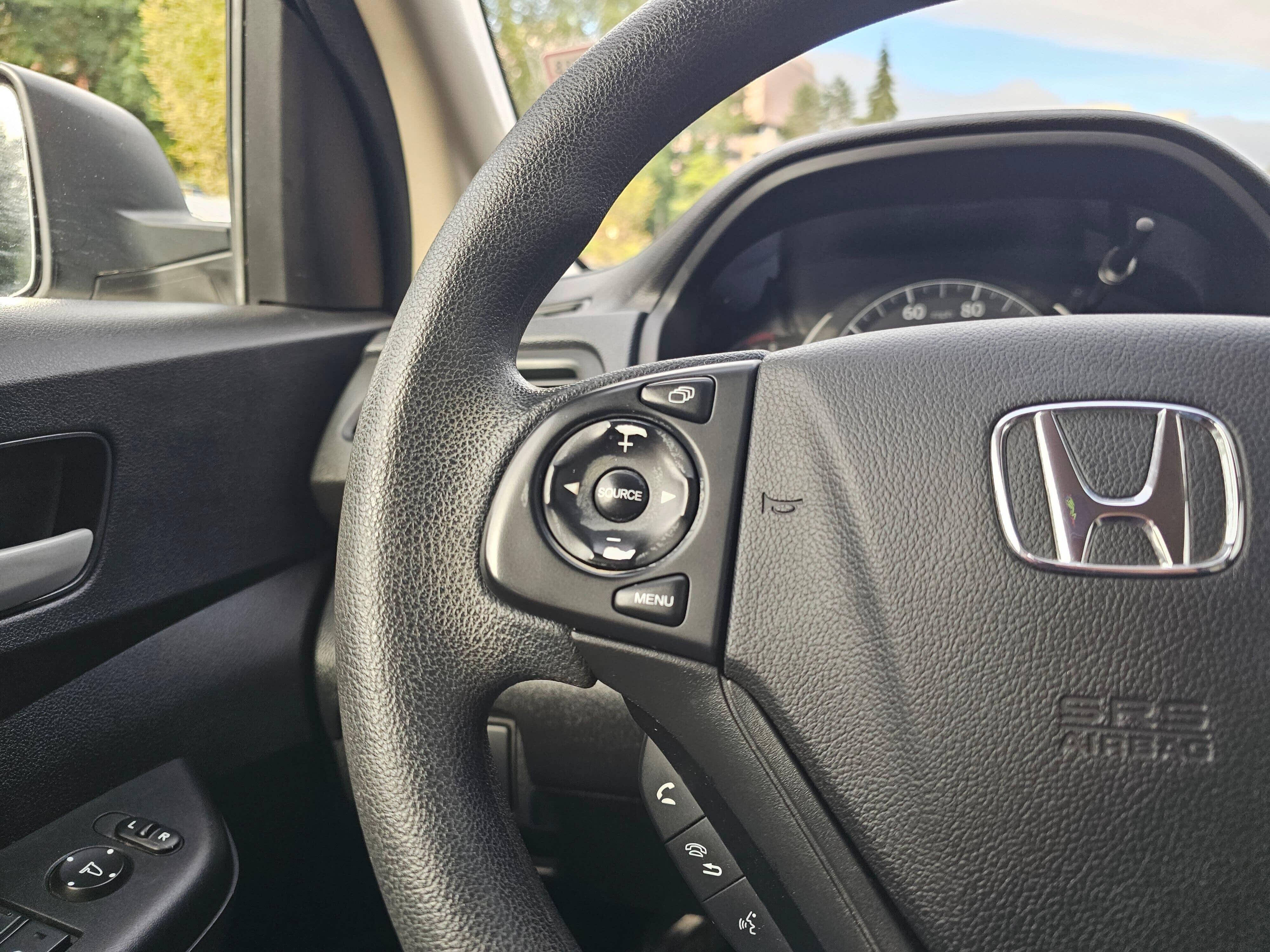 Used 2015 Honda CR-V LX image 32