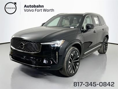 New 2025 Volvo XC90 T8 Core w/ Climate Package
