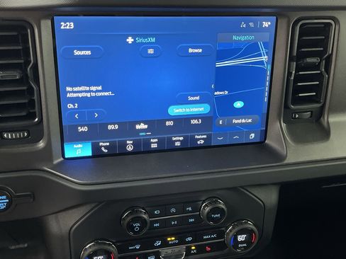 New 2025 Ford Bronco Badlands image 17