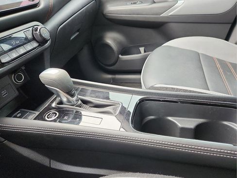 Used 2023 Nissan Kicks SR w/ SR Premium Package image 22