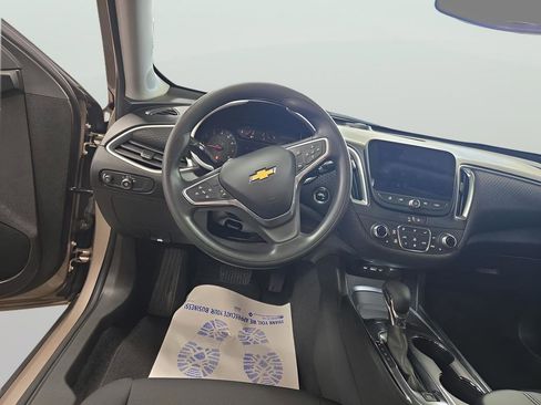 Used 2023 Chevrolet Malibu LT image 21
