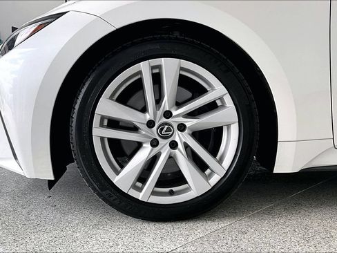 Used 2024 Lexus IS 300 w/ Comfort Package RWD image 11