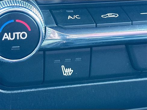 Used 2025 MAZDA MAZDA3 Carbon image 21