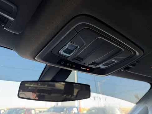 Used 2020 GMC Sierra 1500 Elevation w/ Elevation Value Package image 19