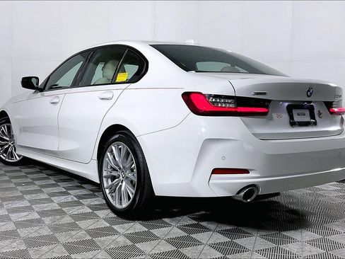 Certified 2023 BMW 330i xDrive Sedan w/ Driving Assistance Package AWD/4WD image 4