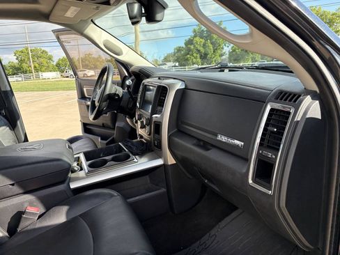 Used 2015 RAM 2500 Laramie AWD/4WD image 6