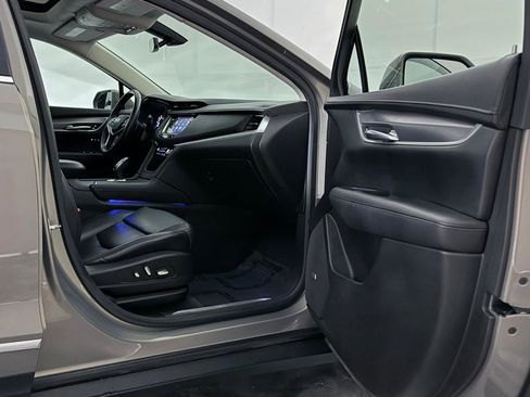 Used 2018 Cadillac XT5 Luxury image 24