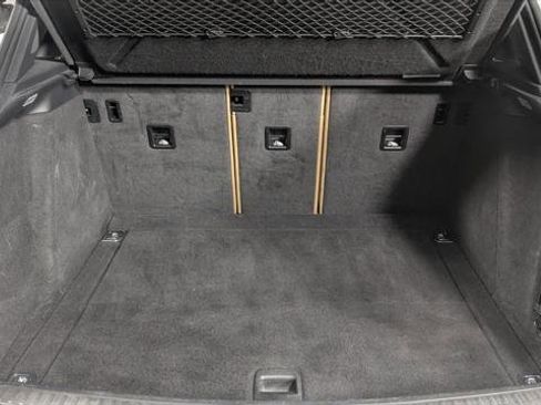 Used 2018 Porsche Macan Sport Edition w/ Driver Memory Package image 19