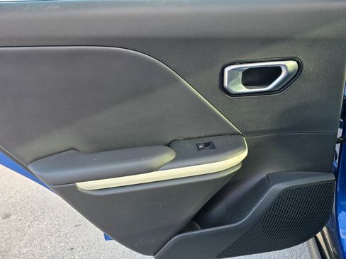 Used 2025 Kia K4 GT-Line w/ GT-Line Premium Package image 13