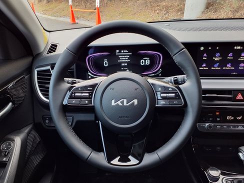 New 2026 Kia Seltos S AWD/4WD image 7