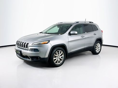 Used 2016 Jeep Cherokee Limited FWD image 3