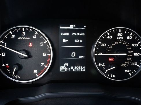 Certified 2025 Subaru Forester Premium AWD/4WD image 13