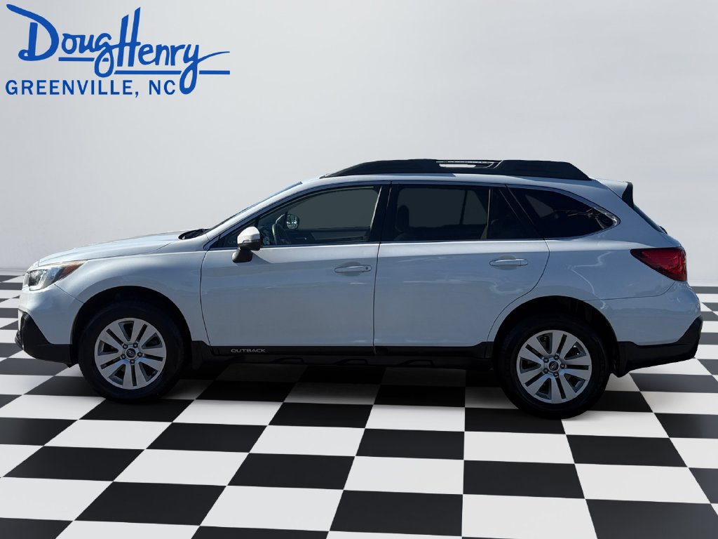Used 2019 Subaru Outback 2.5i Premium w/ Popular Package #2 AWD/4WD image 2