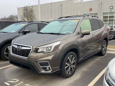 Used 2020 Subaru Forester Limited w/ Popular Package #3 image 2