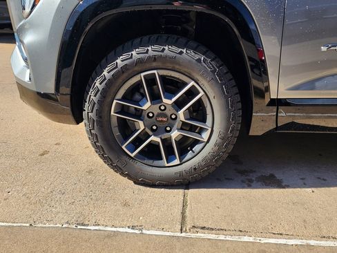 New 2026 GMC Terrain AT4 w/ Convenience Package III image 55