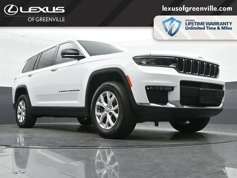 Used 2022 Jeep Grand Cherokee L Limited AWD/4WD image 32