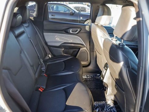 Certified 2023 Jeep Compass Latitude image 18