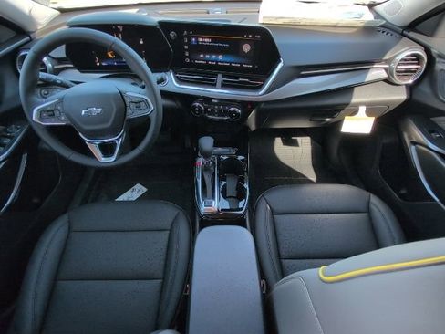 New 2026 Chevrolet Trax ACTIV w/ Driver Confidence Package FWD image 5