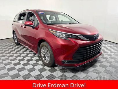 Used 2025 Toyota Sienna XLE w/ XLE Plus Package