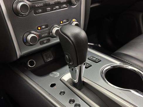 Used 2019 Nissan Pathfinder SL w/ Cargo Package image 18