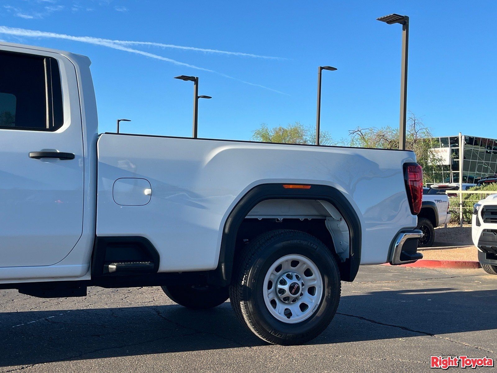Used 2025 GMC Sierra 2500 Pro w/ 1SA Pro Safety Plus Package RWD image 10