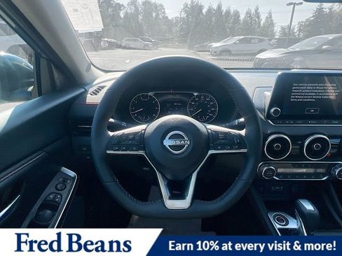 New 2025 Nissan Sentra SR w/ SR Premium Package image 7