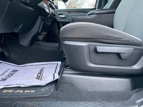 Used 2022 RAM 2500 Big Horn image 22