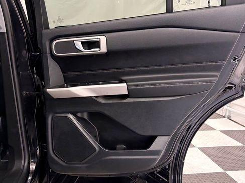 Used 2023 Ford Explorer XLT w/ Equipment Group 202A image 25