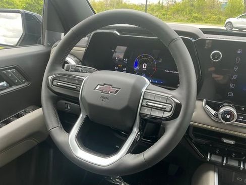 New 2026 Chevrolet Colorado ZR2 w/ Midnight Edition AWD/4WD image 22