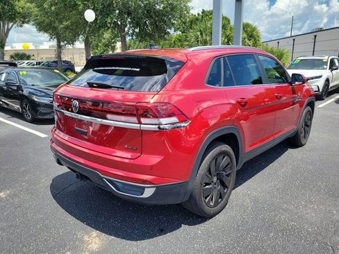 Certified 2024 Volkswagen Atlas Cross Sport SE w/ Panoramic Sunroof Package AWD/4WD image 32