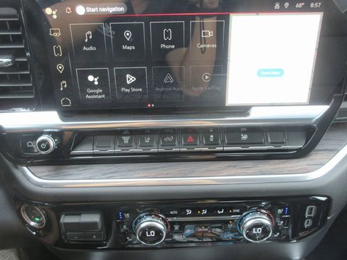 New 2026 GMC Sierra 3500 SLT w/ SLT Convenience Package image 21