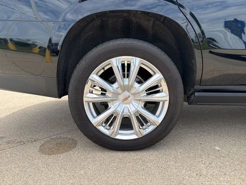 Used 2021 Chevrolet Tahoe High Country w/ Premium Package 2 AWD/4WD image 10