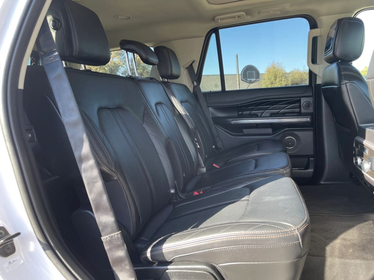 Used 2019 Ford Expedition Platinum RWD image 30