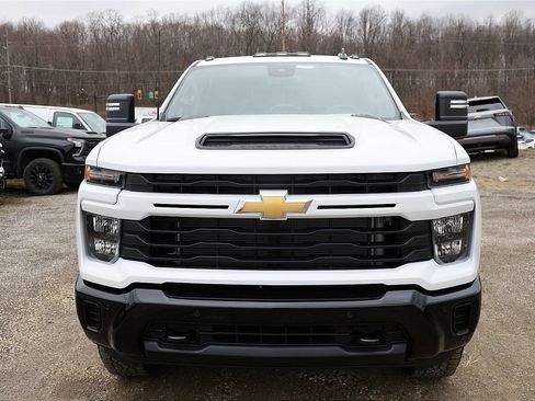 New 2026 Chevrolet Silverado 2500 Custom w/ Custom Value Package image 10