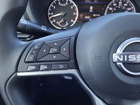 New 2025 Nissan Sentra SV image 15