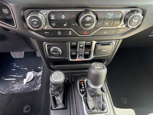 New 2026 Jeep Wrangler Unlimited Sport AWD/4WD image 15