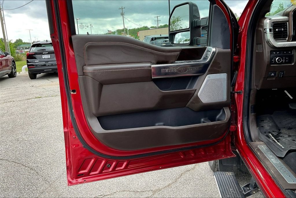 Used 2024 Ford F350 King Ranch w/ FX4 Off-Road Package AWD/4WD image 18