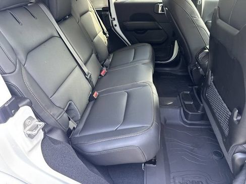 New 2026 Jeep Wrangler Unlimited Sahara AWD/4WD image 13