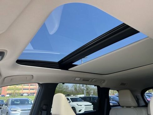 Used 2023 INFINITI QX60 Sensory w/ Cargo Package image 20