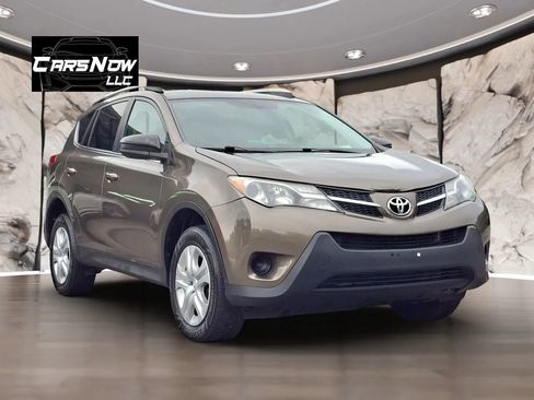 Used 2013 Toyota RAV4 LE FWD image 1